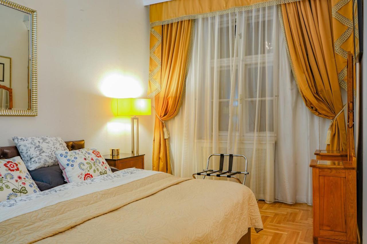 Budapest Opera Apartments Bagian luar foto